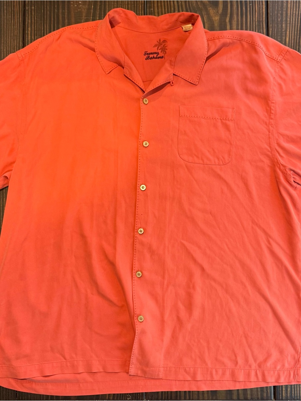 Vintage Tommy Bahama 100% Silk Men's Coral Short-Sleeve Button-Up Shirt